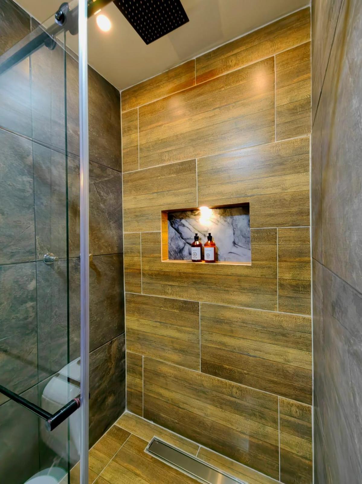 סאלנטו Habitacion Deluxe 2 Con Jacuzzi A 20 Mt Del Parque מראה חיצוני תמונה