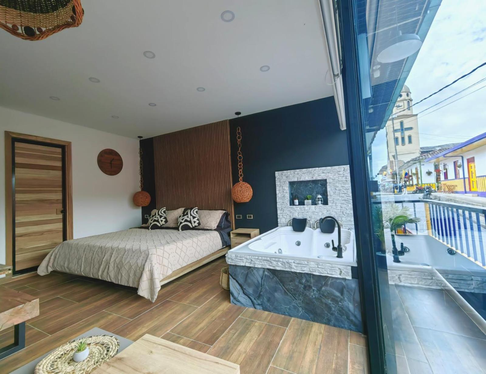 סאלנטו Habitacion Deluxe 2 Con Jacuzzi A 20 Mt Del Parque מראה חיצוני תמונה