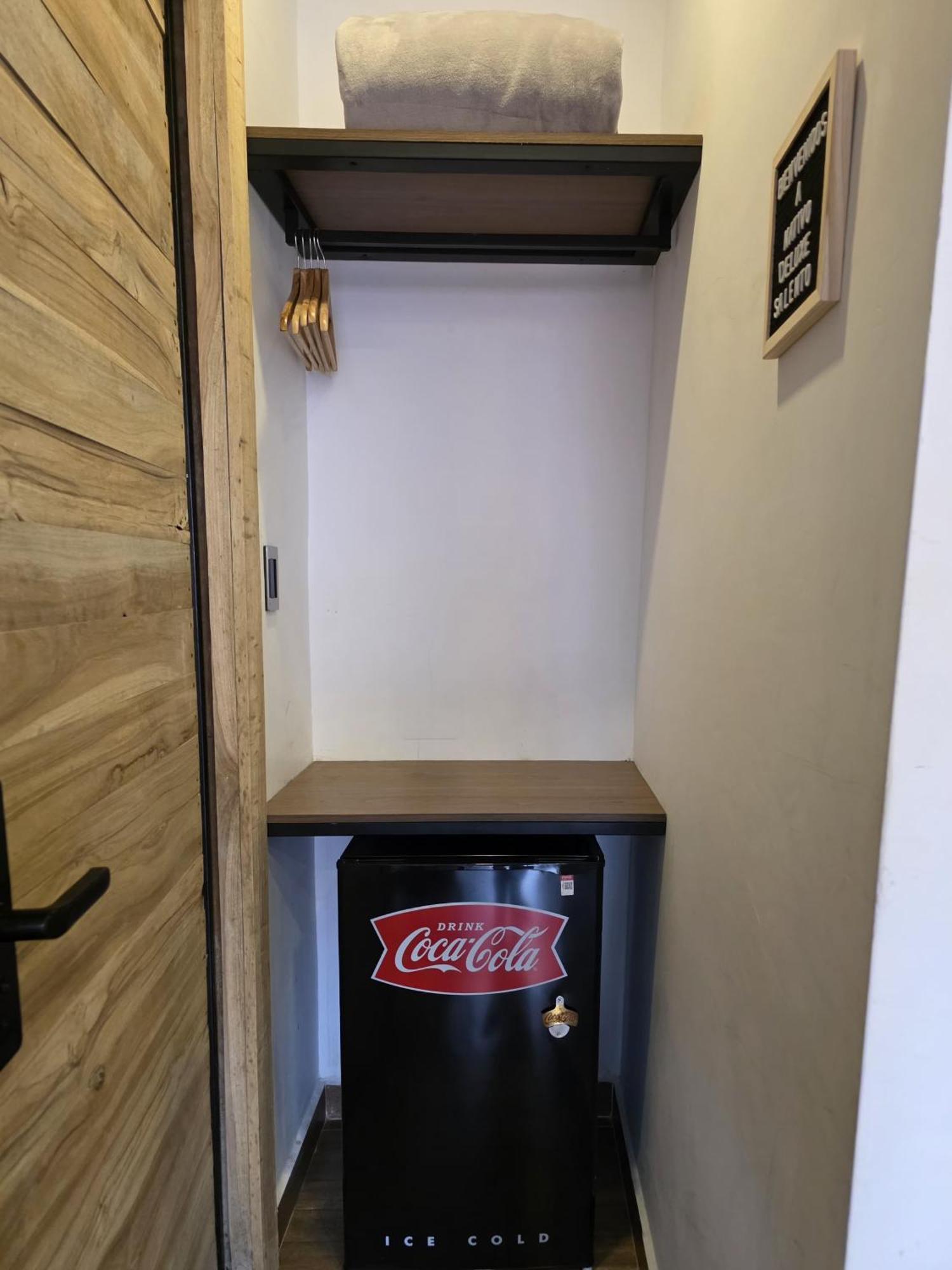 סאלנטו Habitacion Deluxe 2 Con Jacuzzi A 20 Mt Del Parque מראה חיצוני תמונה